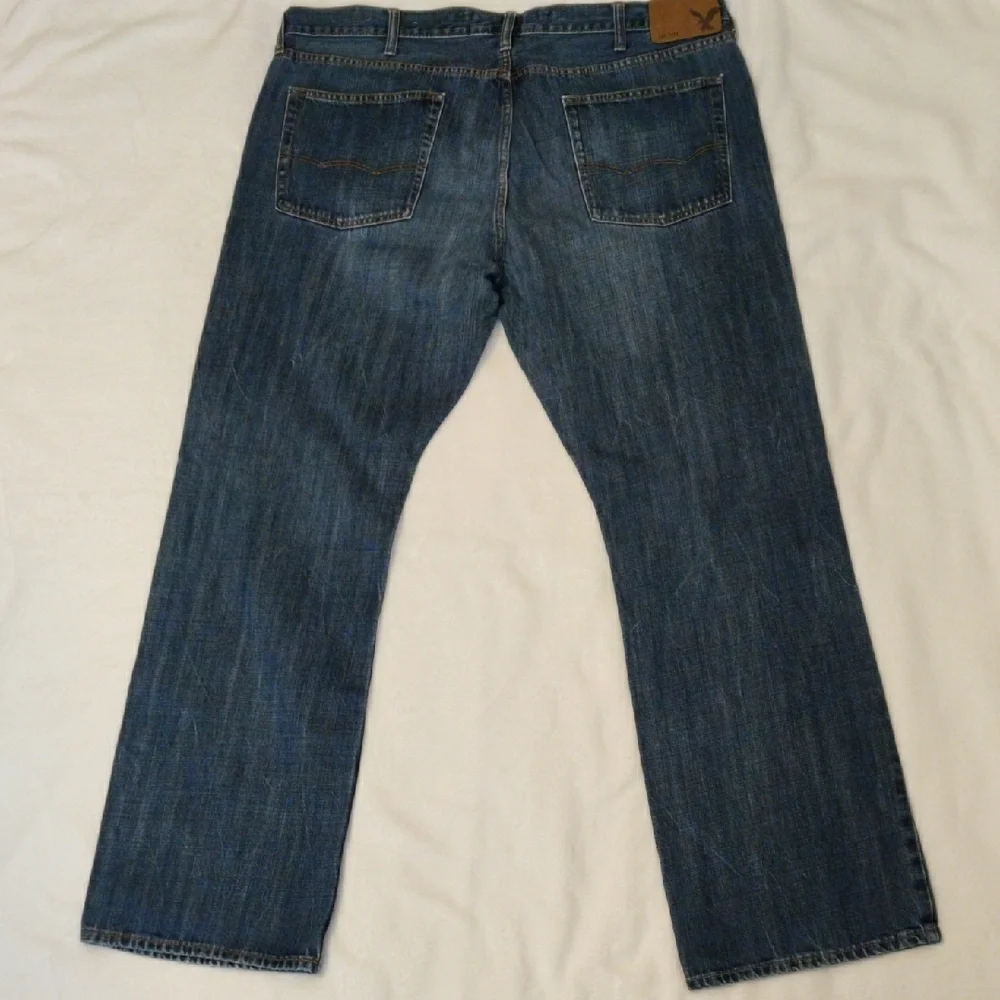 American Eagle Outfitters Men's Straight Blue Jeans